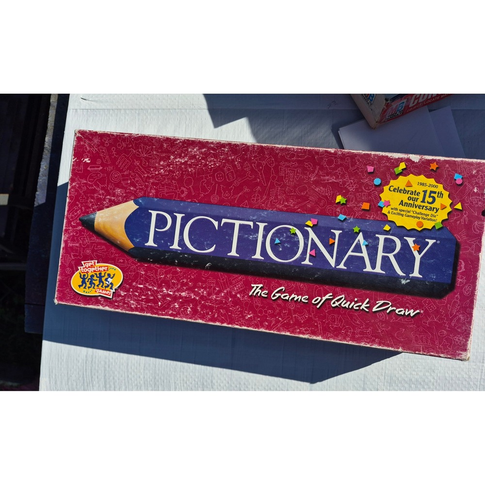 VTG Pictionary 15th Anniversary Ed Board Game Hasbro 2000 Quick Draw Complete